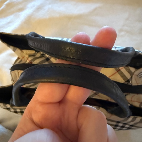 Burberry Beige and Black Novacheck Tote - Picture 3 of 13